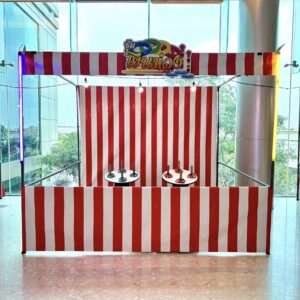 ซุ้มเกมส์โยนห่วง สีขาวแดง พร้อมอุปกรณ์การเล่น