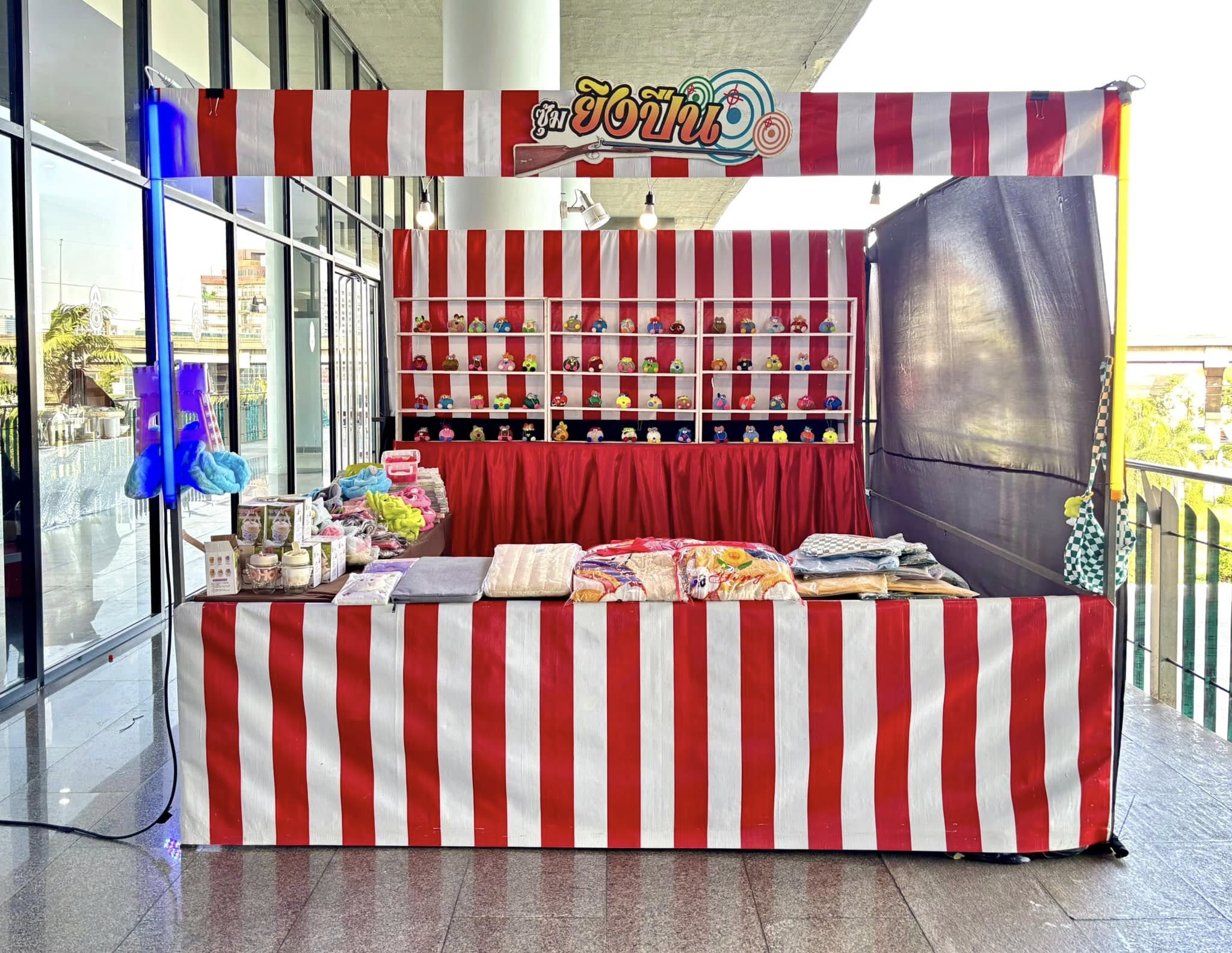 ซุ้มเกมส์ ยิงปืนยาวงานวัด ซุ้มสีขาวแดง พร้อมอุปกรณ์การเล่น