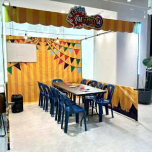 ซุ้มเกมส์บิงโก ซุ้มสีเหลือง พร้อมอุปกรณ์การ เล่น โต๊ะเก้าอี้ ชุดเครื่องเสียง